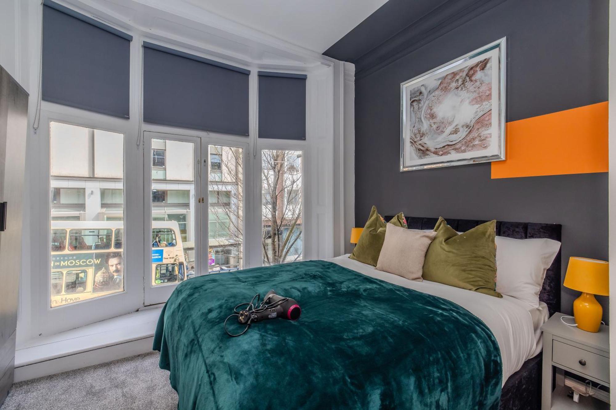 2 Bedroom Flat Next To Brighton Station & Beach I Sleep 8 Guests Zewnętrze zdjęcie