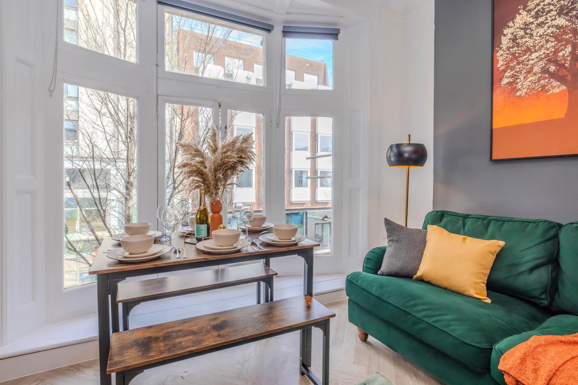 2 Bedroom Flat Next To Brighton Station & Beach I Sleep 8 Guests Zewnętrze zdjęcie