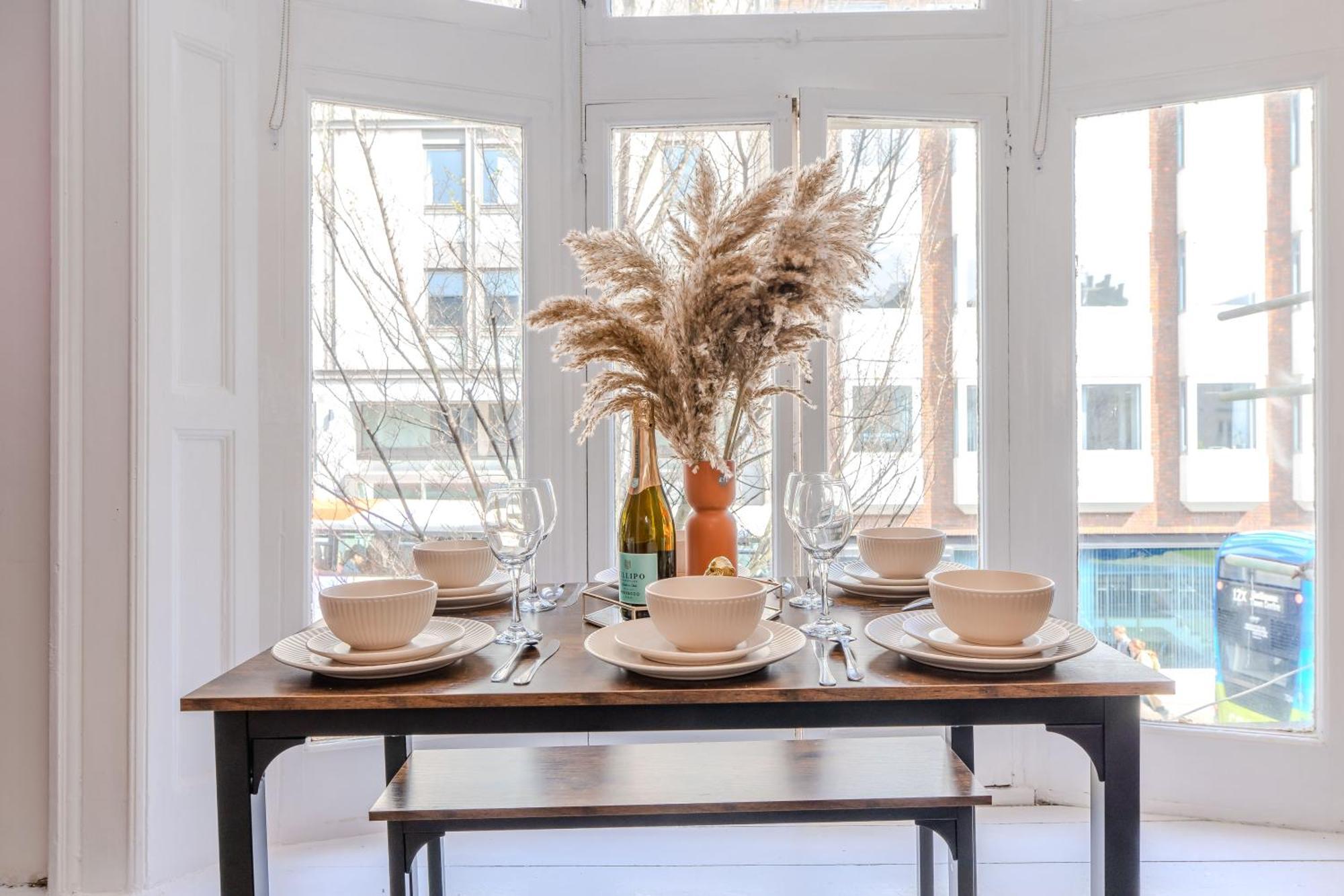 2 Bedroom Flat Next To Brighton Station & Beach I Sleep 8 Guests Zewnętrze zdjęcie